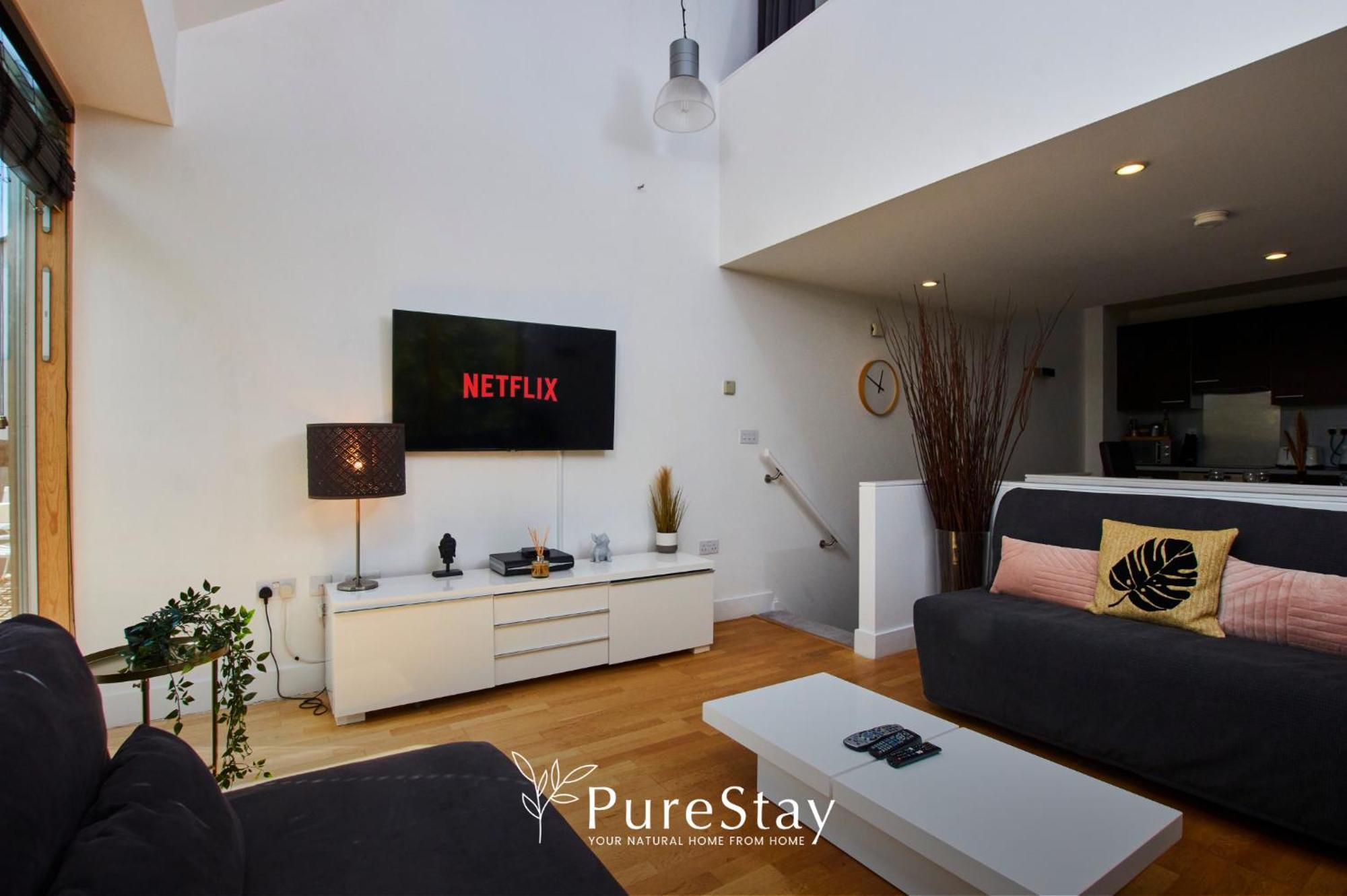 Beautiful Four Bed House By Purestay Short Lets & Serviced Accommodation Coventry With Parking Exterior foto